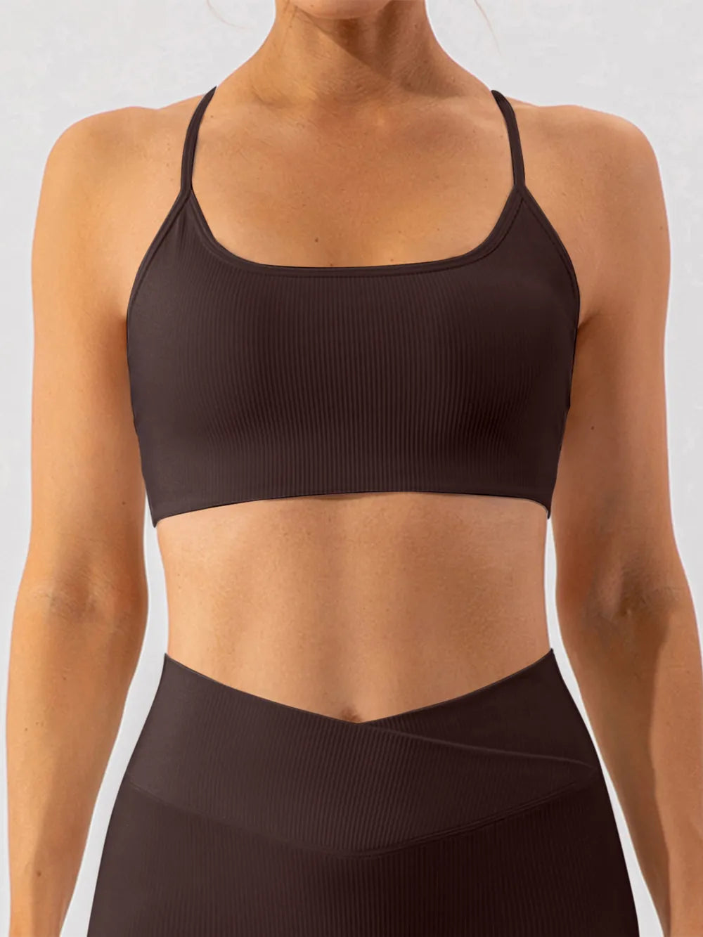 Tight fitting quick drying yoga clothes for training running beautiful back sports underwear for women